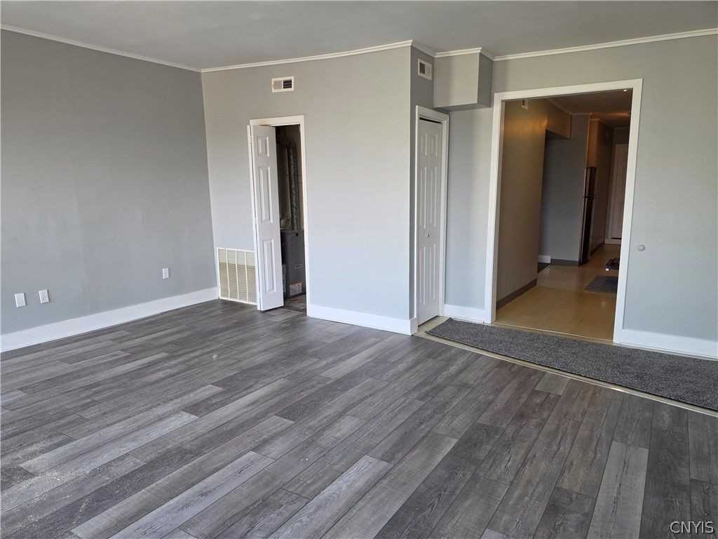 100 Brooklea Dr - Photo 6 of 12