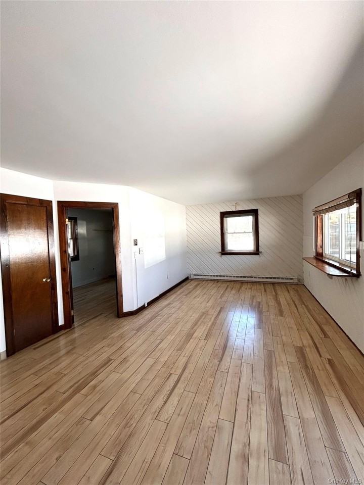 505 State Route 208 Unit 1 - Photo 2 of 7