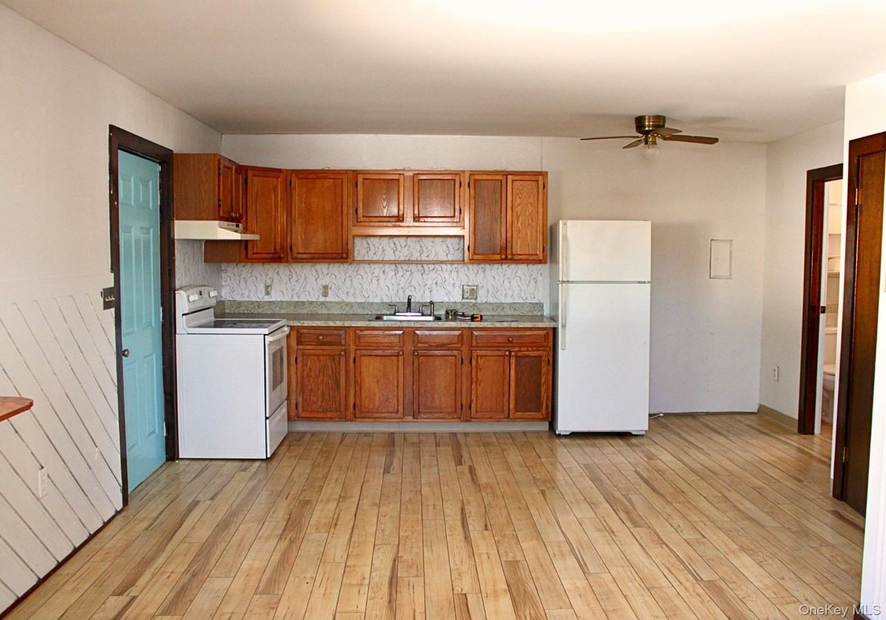 505 State Route 208 Unit 1 - Photo 3 of 7