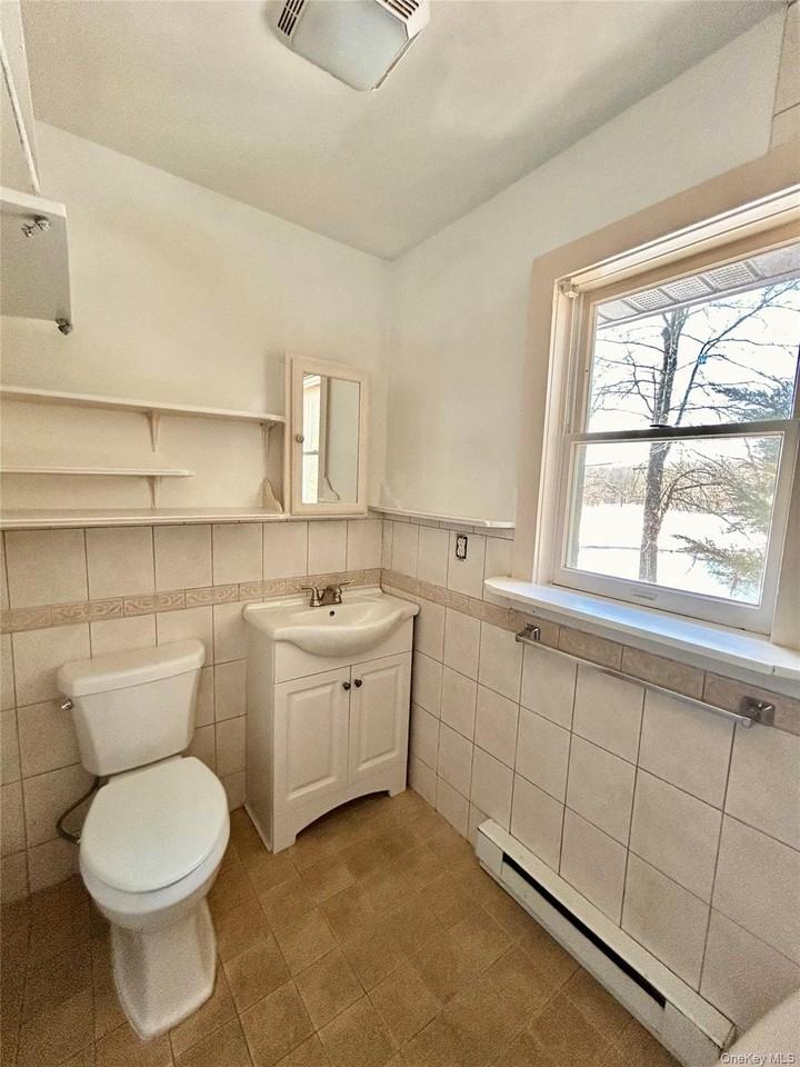 505 State Route 208 Unit 1 - Photo 6 of 7