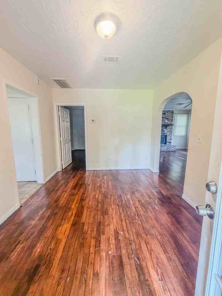 510 Gordon Ave #510A - Photo 2 of 9