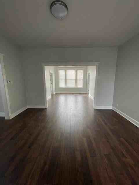 916 W 68th St - Photo 5 of 15