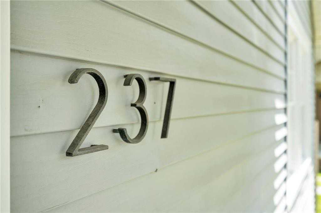 237 Vinet Ave - Photo 5 of 23