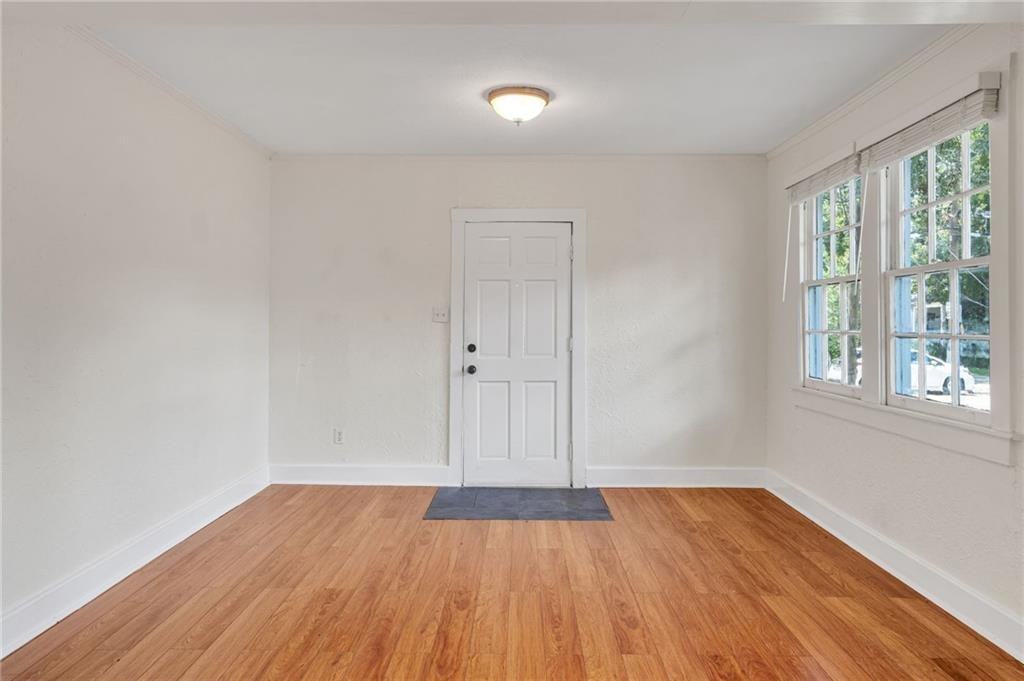 237 Vinet Ave - Photo 7 of 23