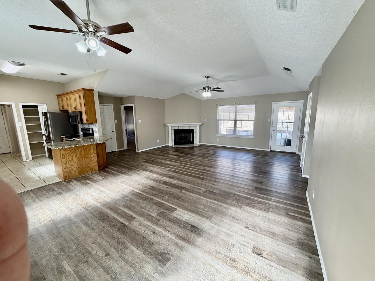 Laurel Oak Dr - Photo 3 of 15