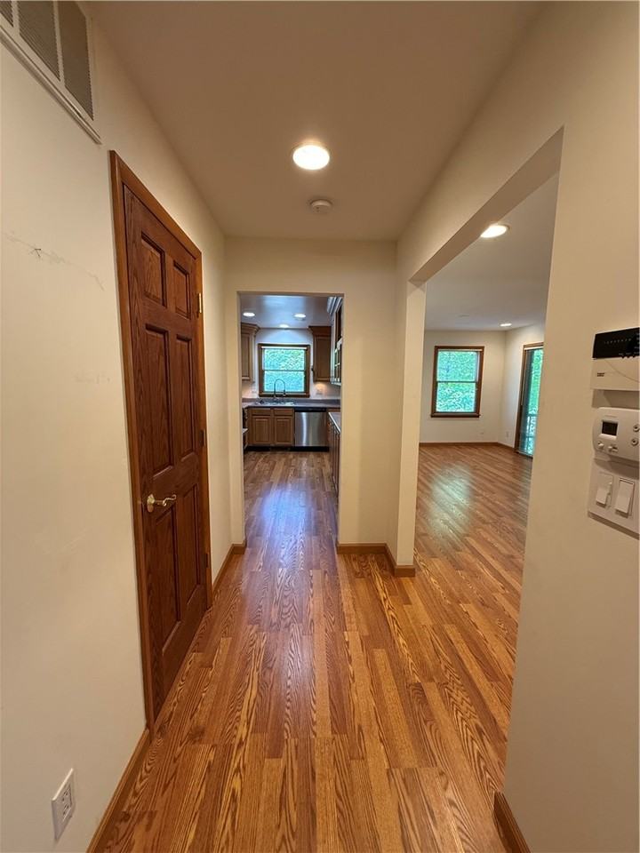 2162 Willowgrove Ave - Photo 3 of 32