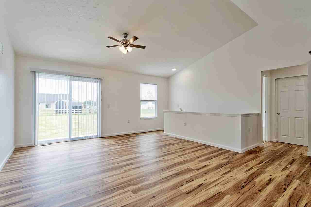 128 Kelly Dr #1 - Photo 4 of 19