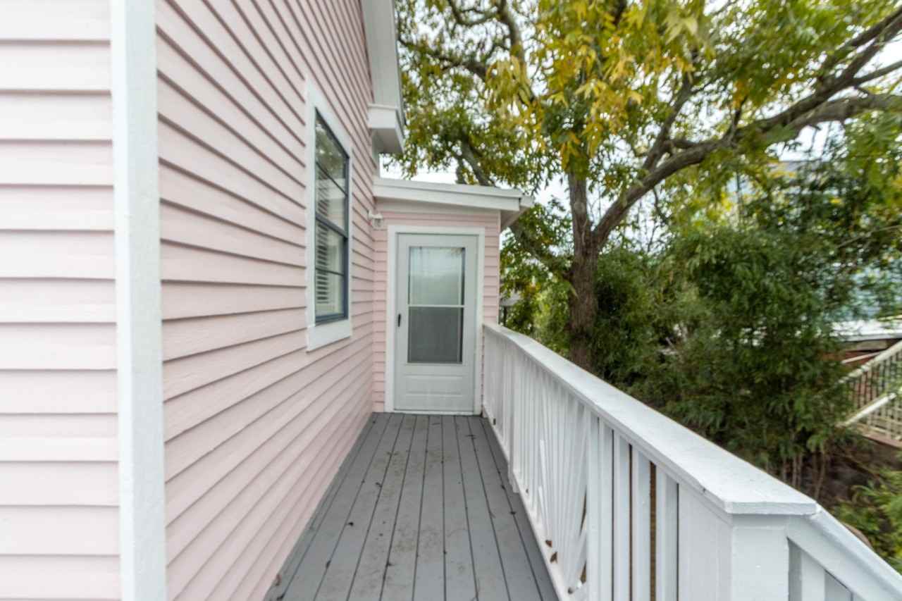 1114 12th St - Photo 5 of 24