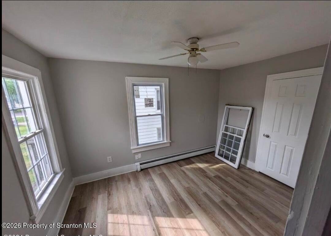 452 W 8th St - Photo 7 of 8