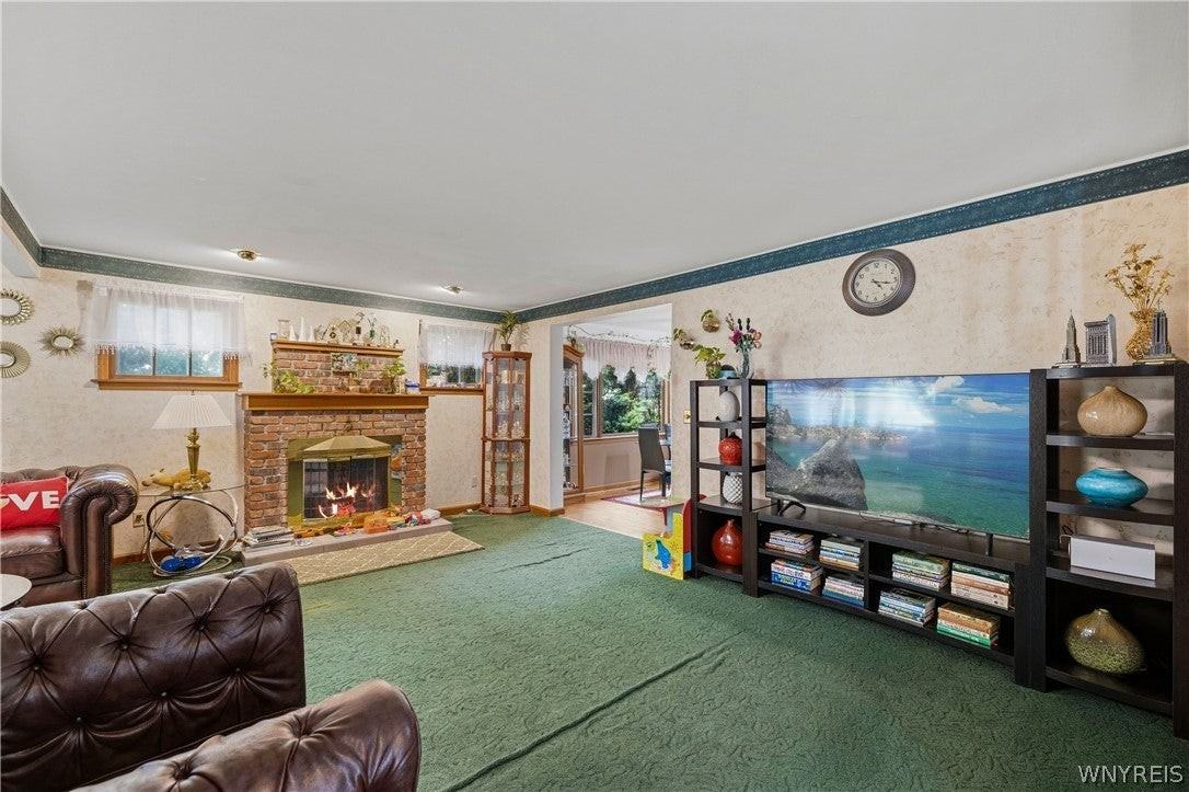 136 Mapleview Rd - Photo 6 of 29