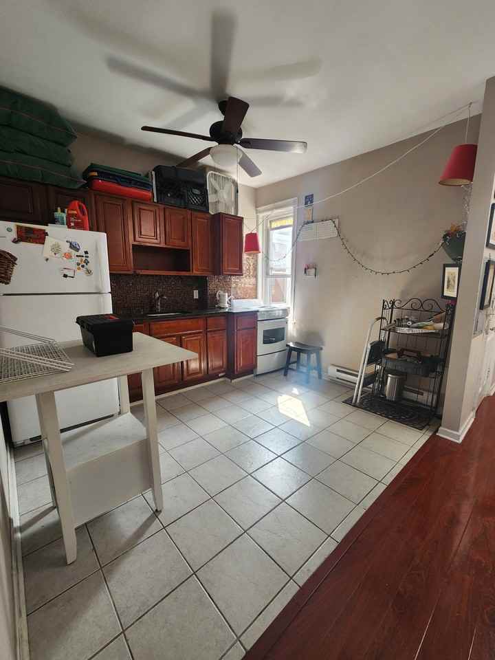 38 South 51st Street3rd Floor #3rdFL - Photo 3 of 8