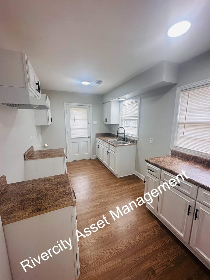4678 Lynn Rd #1 - Photo 5 of 10