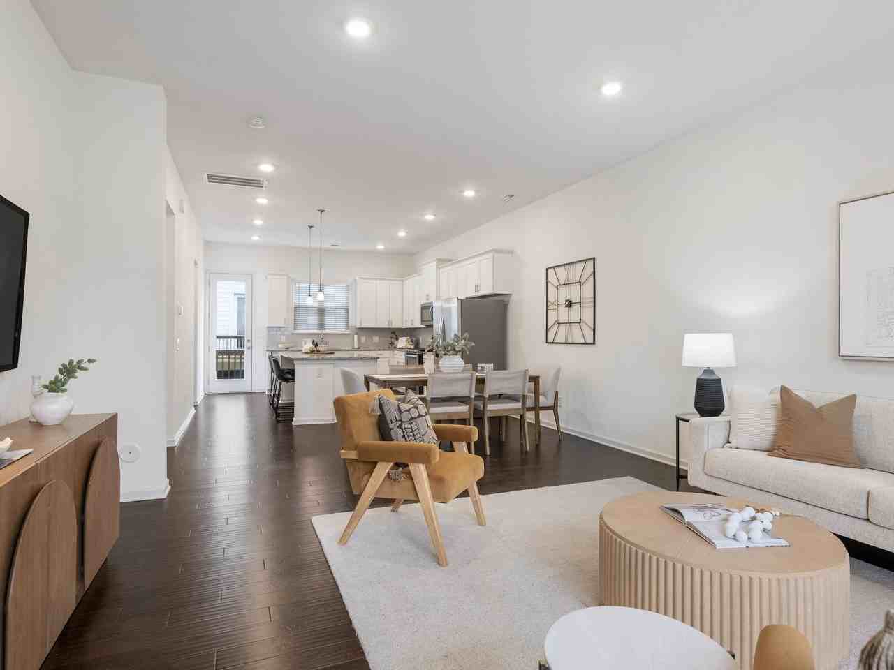 9533 Ainslie Downs St #1 - Photo 4 of 31