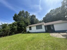 featured image of 517 Lakewood Rd #1