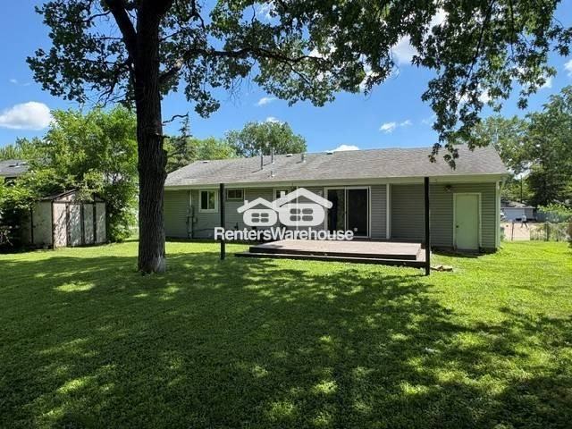 255 Twilite Ter - Photo 2 of 14