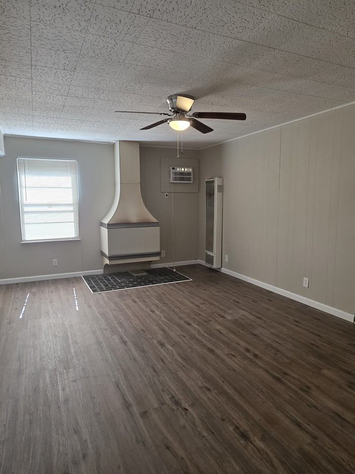 2259 Ainsworth Dr #1 - Photo 7 of 27