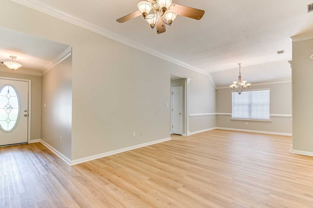 1955 Shoreline Dr #1 - Photo 6 of 34
