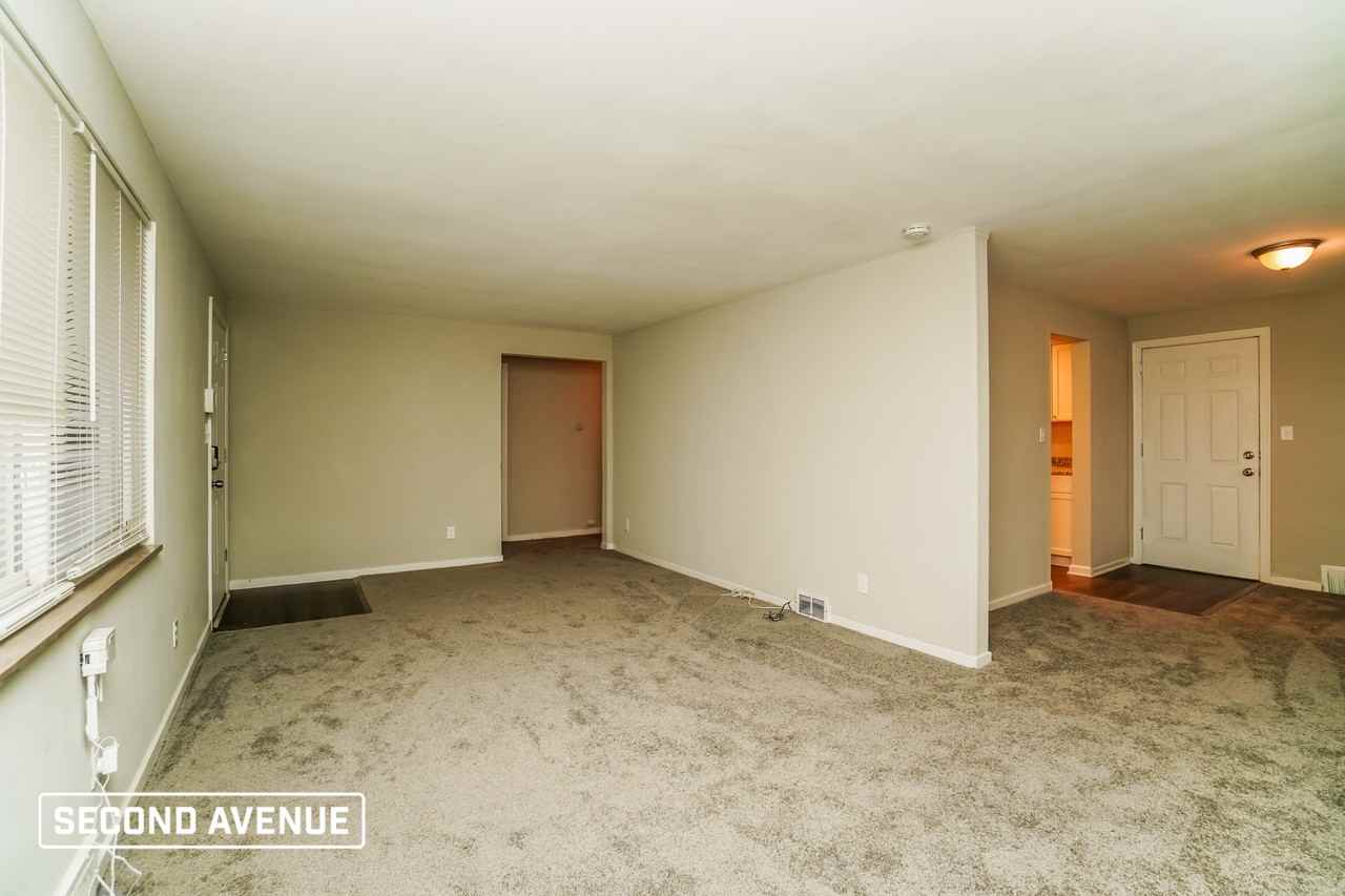 273 Bramble St - Photo 5 of 15