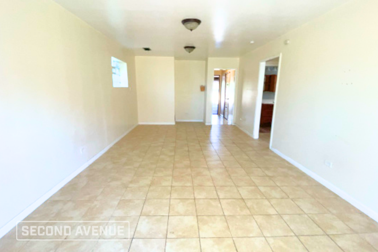 10032 S Eggleston Ave - Photo 6 of 12