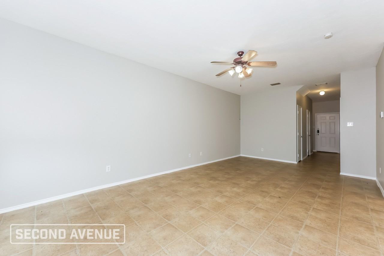 6152 River Pointe Dr - Photo 3 of 24