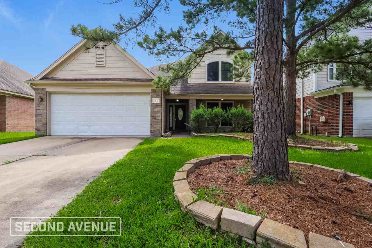 21930 Golden Cedar Dr