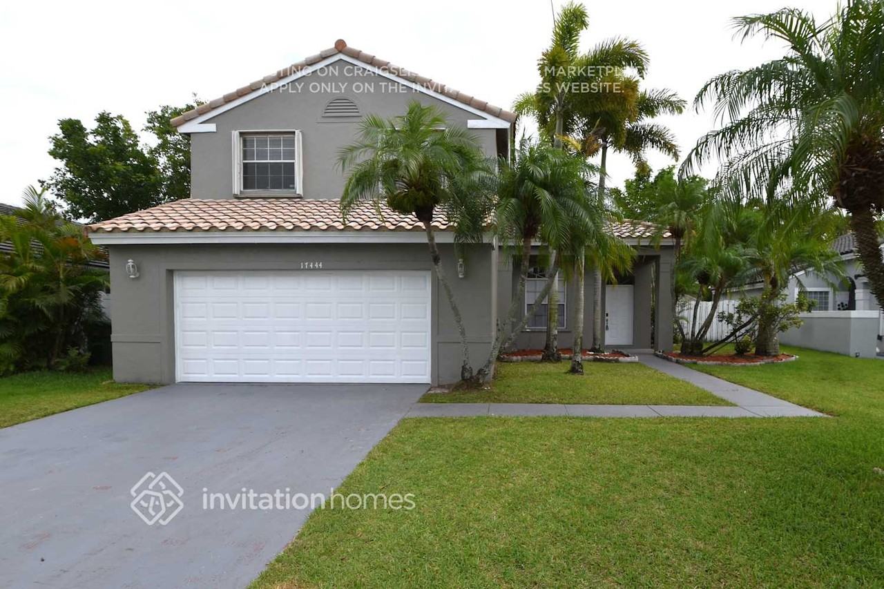 17444 Nw 11th St