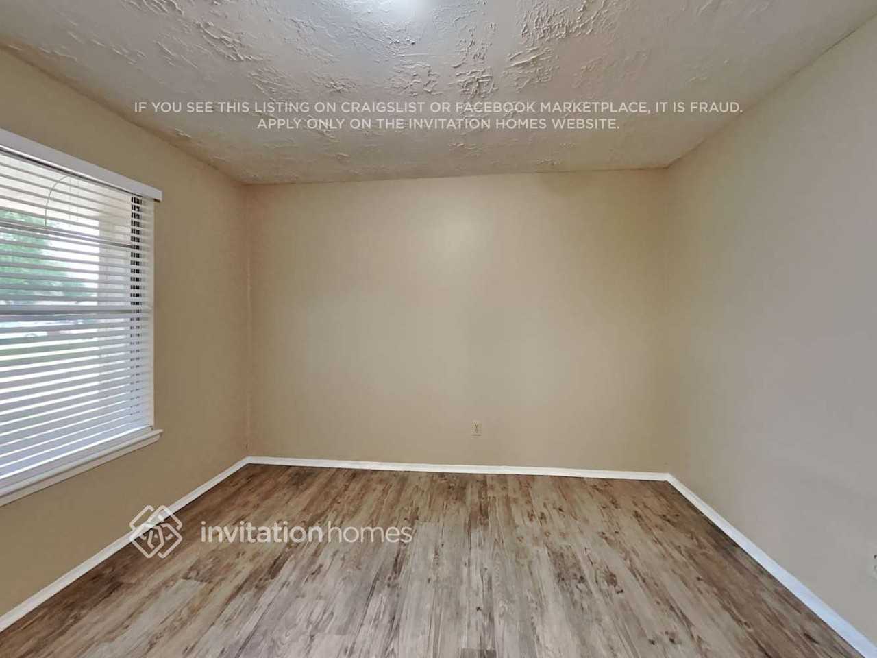 2818 Mayflower Landing Ct - Photo 7 of 13