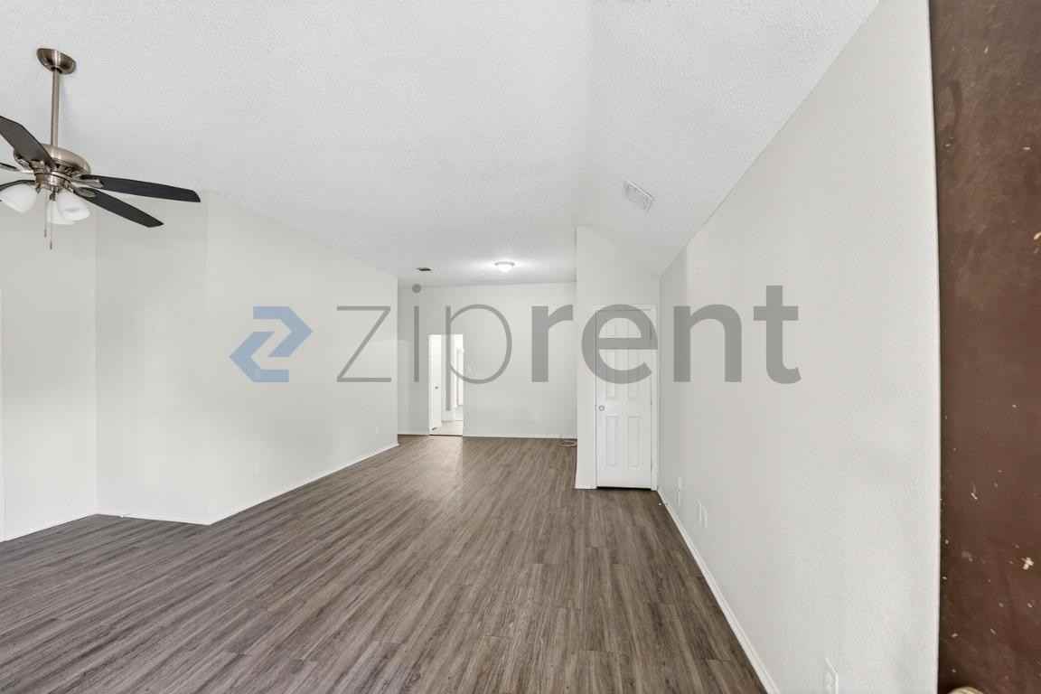 6117 Ivy Glen Dr - Photo 4 of 31