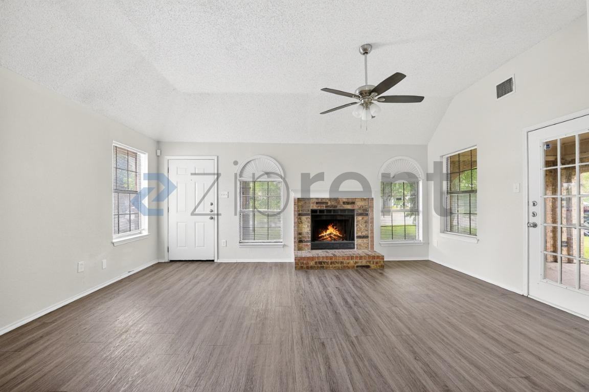 6117 Ivy Glen Dr - Photo 6 of 31