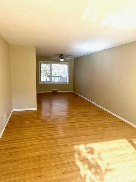 Tooletown - Photo 2 of 12