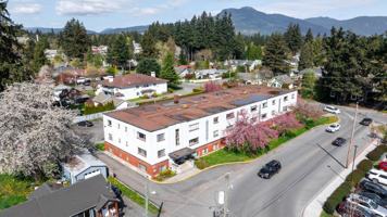 featured image of 961 Cavell St