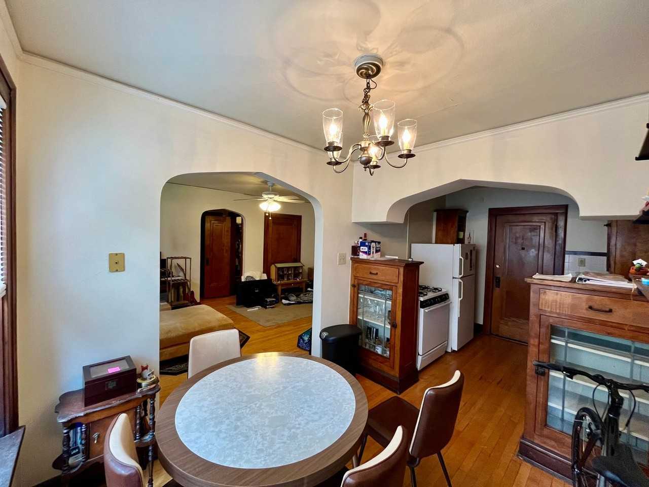 2632 N Oakland Ave - Photo 6 of 18