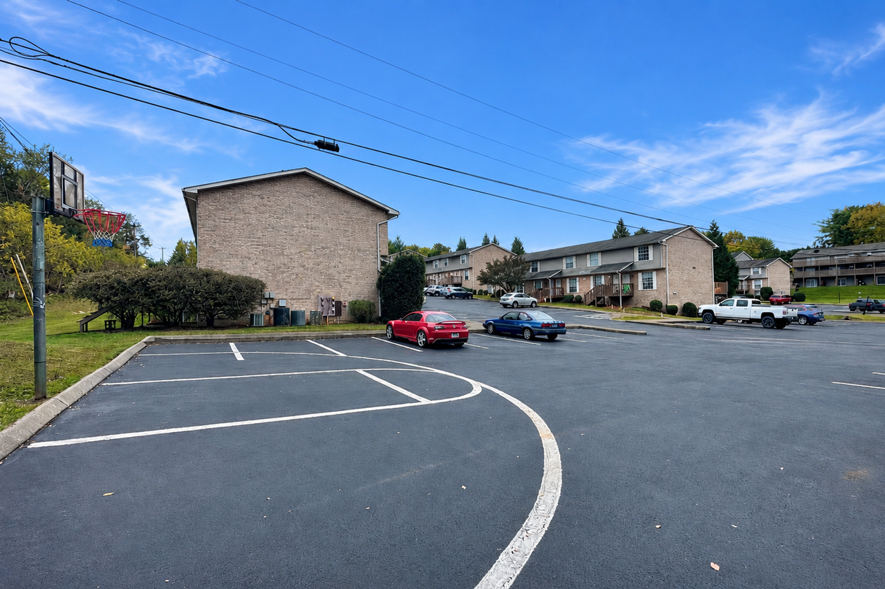 Lakeland Hills Apartment Homes - Photo 7 of 50