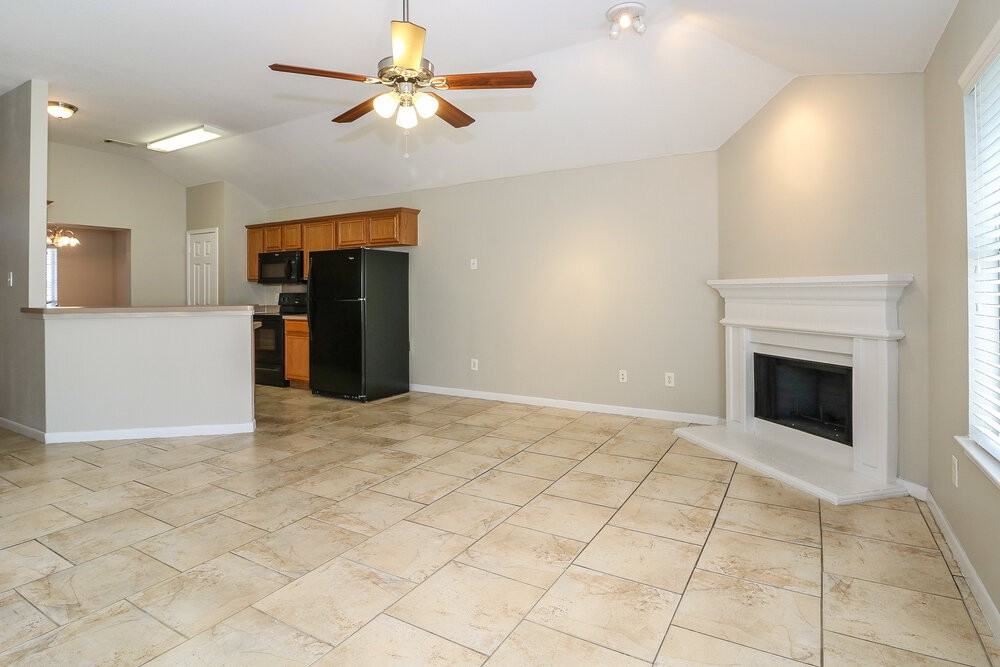 1000 Chelsea Dr - Photo 2 of 16