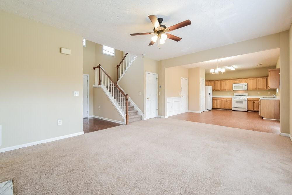 426 Baldwin Ct - Photo 6 of 17