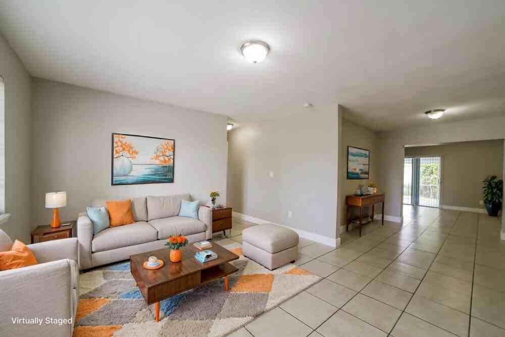 13620 Monroe St - Photo 4 of 19