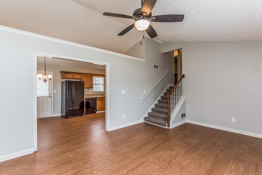 157 Aztec Way Se - Photo 6 of 20