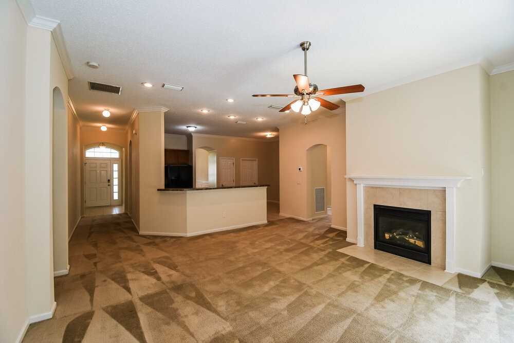 7068 Rapid River Dr W - Photo 4 of 16