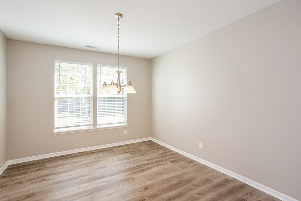 4905 Fields Blvd - Photo 6 of 17