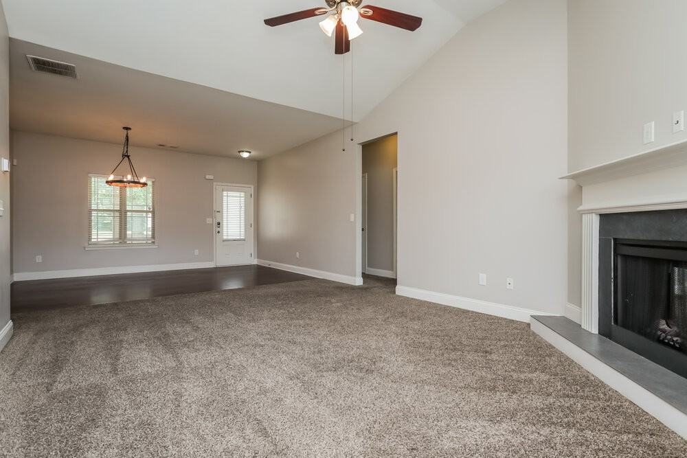 547 Joneus Dr - Photo 5 of 16