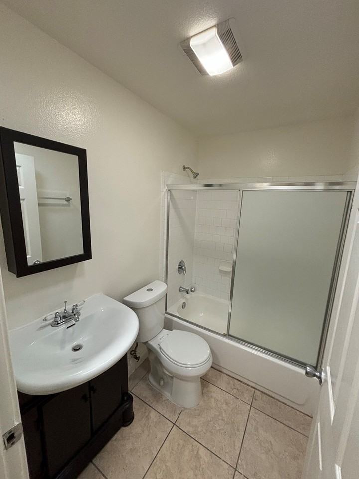 639 East 87th Street - Photo 6 of 10