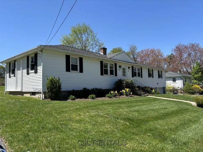 27 Evergreen Ave