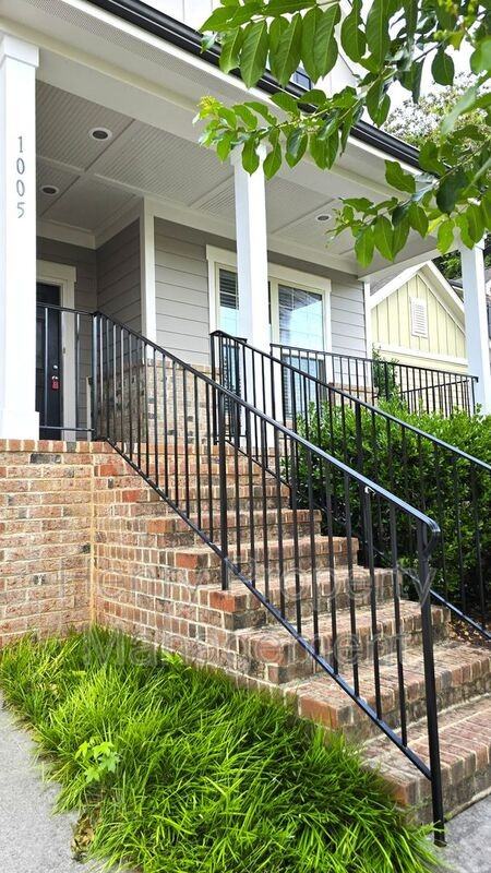 1005 Magnolia Leaf Ct - Photo 2 of 36