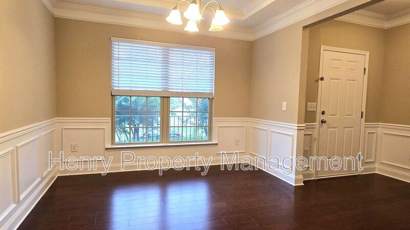 1005 Magnolia Leaf Ct - Photo 5 of 36