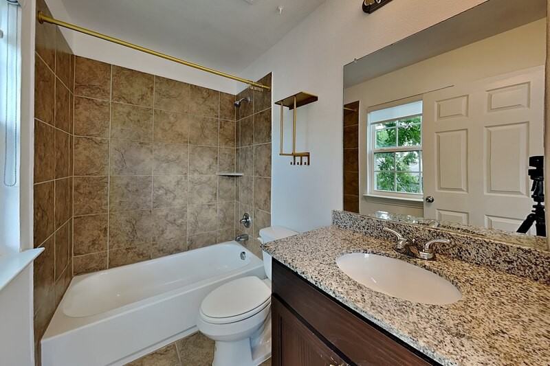 3321 Rutz St - Photo 7 of 18