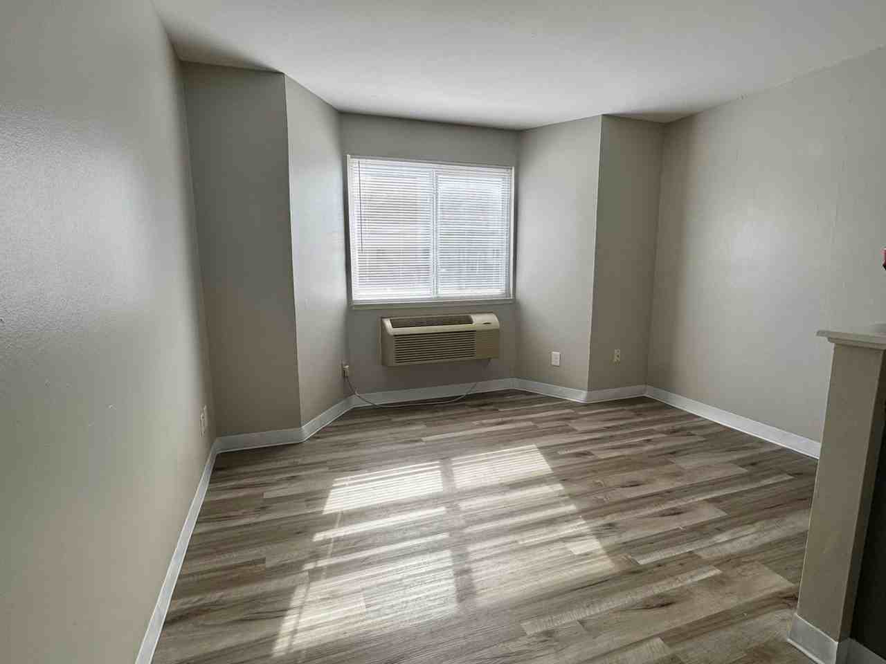 1330 W Fifth Avenue - Photo 4 of 42