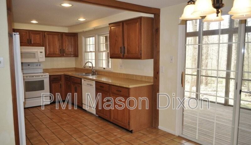 4035 Huckleberry Row - Photo 5 of 12