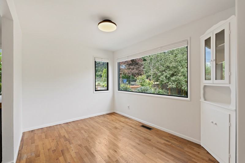 611 N 143rd St - Photo 5 of 20