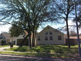 8811 Pineridge Dr - Photo 1 of 1