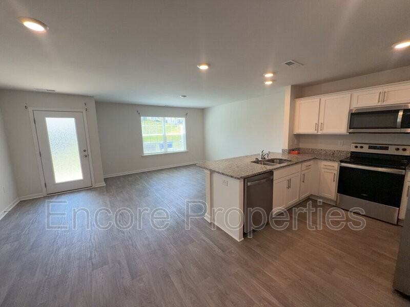 18 March Creek Dr - Photo 5 of 15